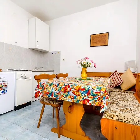 Apartment Martino Stomorska