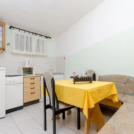 Apartment Martino Stomorska